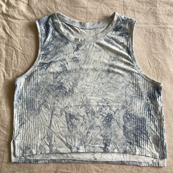 Lululemon Train to Be Tank Top - Picture 2 of 3